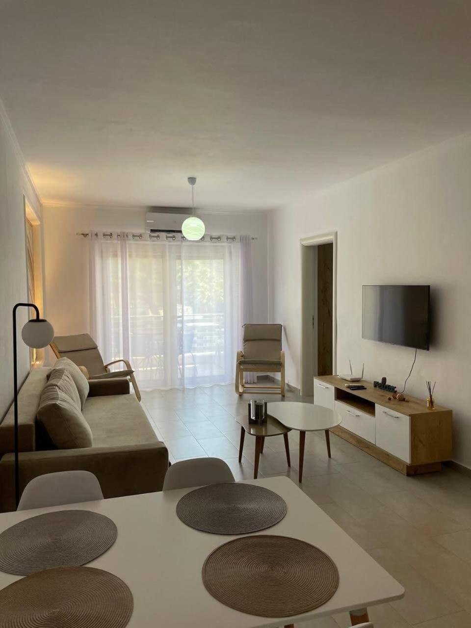 Sunlit 594 Apartment Durres Exterior photo